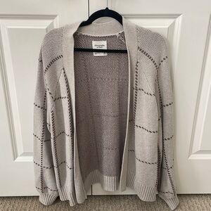 Abercrombie Gray Cross Pattern Cardigan
